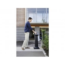 Posacenere colonna in resina Rubbermaid GroundsKeeper™ Tuscan H 102,9 cm - Ø 40 cm nero FG9W3000BLA
