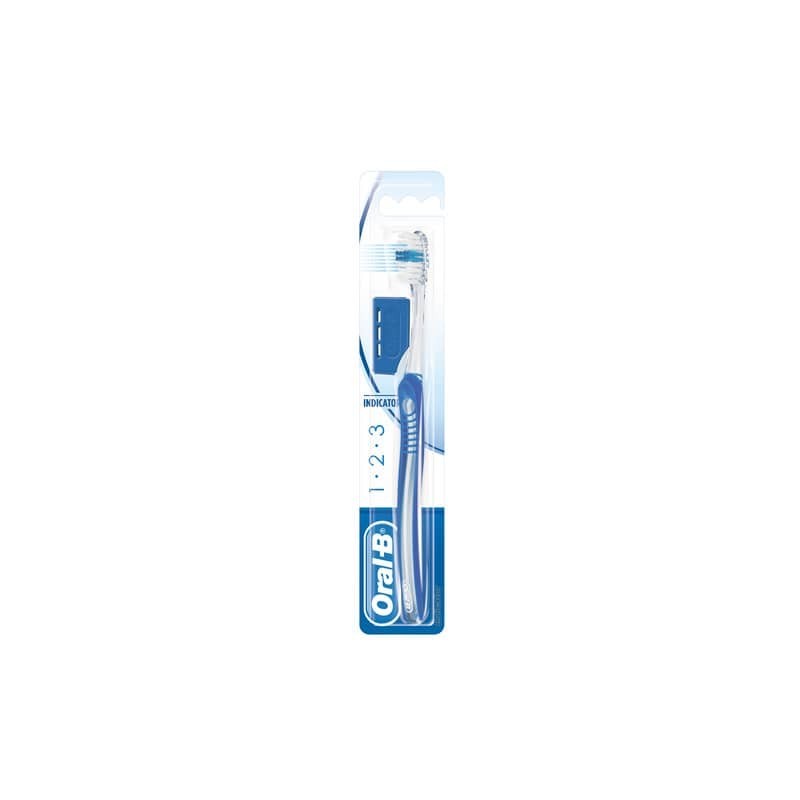 Spazzolino ORAL B medio B25